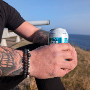 Armband i Picasso och Lavasten, Grå Svart Metall